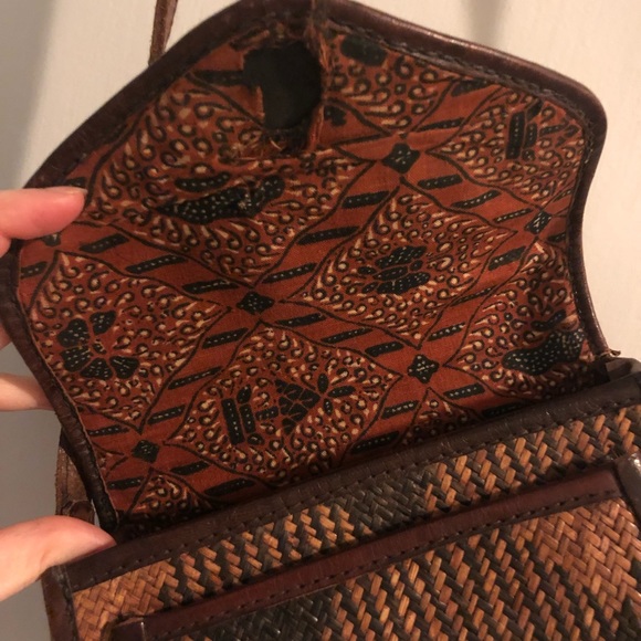 Vintage rattan and leather crossbody purse - Picture 8 of 8